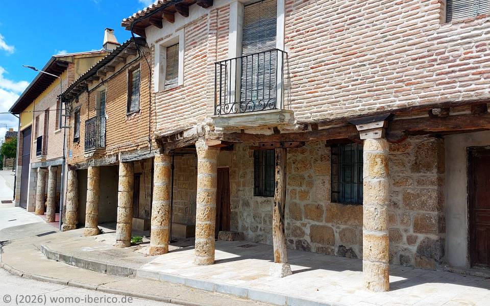 Castrojeriz 20260506 Castrojeriz Arkaden1