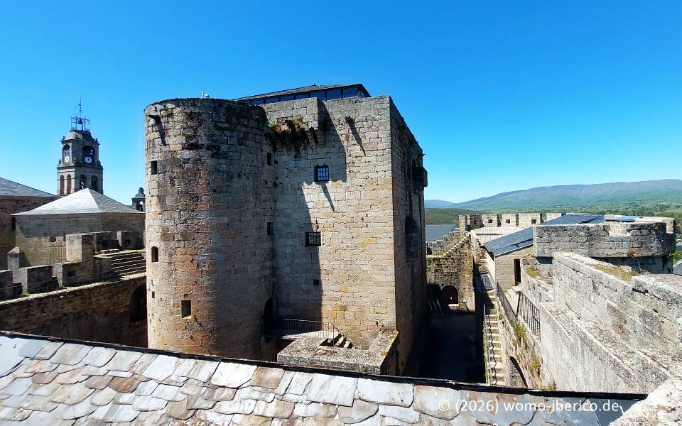 Puebla de Sanabria, Burg 20260520 PueblaSanabria Burg1